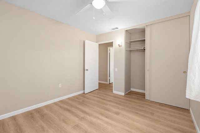 42280 Kansas Street, Palm Desert, CA 92211