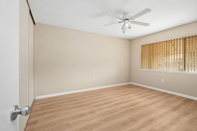 42280 Kansas Street, Palm Desert, CA 92211
