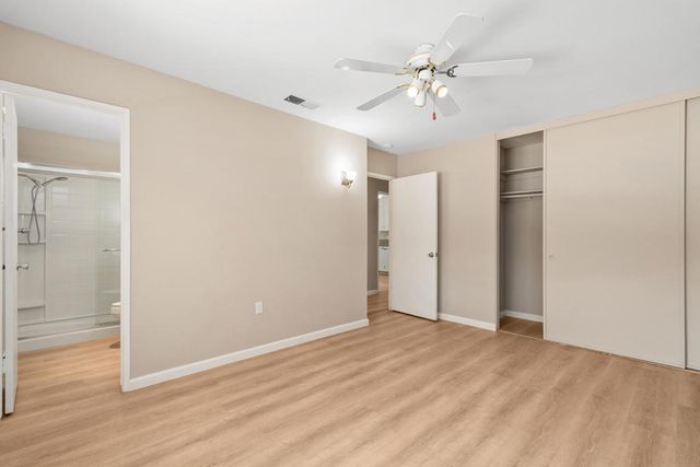 42280 Kansas Street, Palm Desert, CA 92211