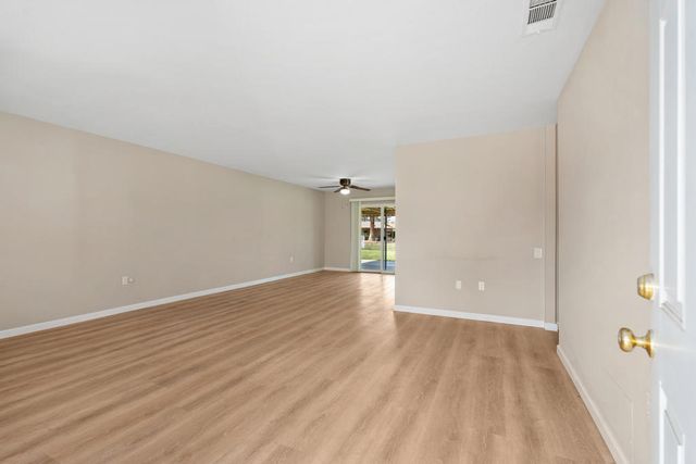 42280 Kansas Street, Palm Desert, CA 92211