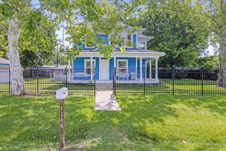 1200 4th Street, Palacios, TX 77465