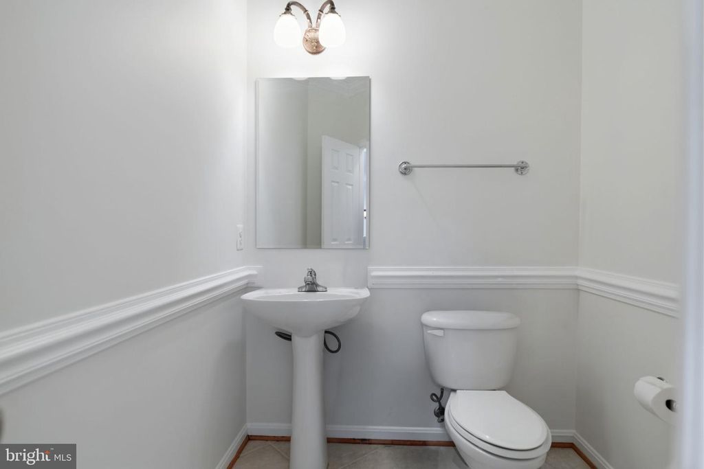 Image 17 of property listing at 6602 GREEN BRANCH LN, Upper Marlboro, MD 20772