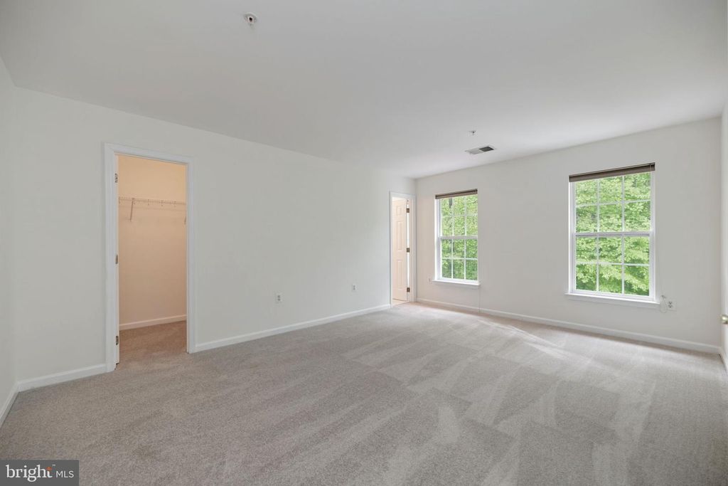 Image 28 of property listing at 6602 GREEN BRANCH LN, Upper Marlboro, MD 20772