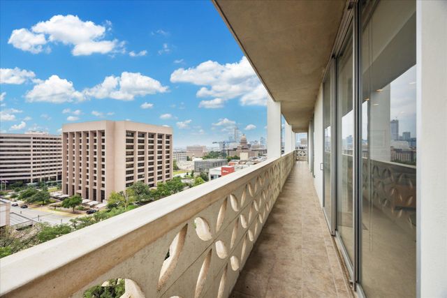 1801 Lavaca ST 9J, Austin, TX 78701