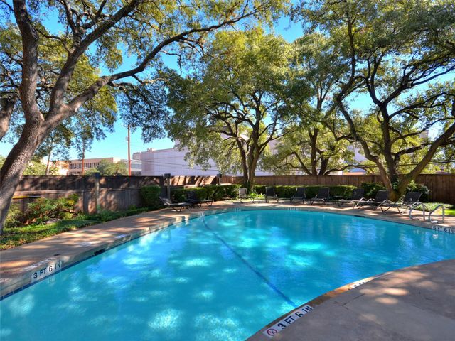 1801 Lavaca ST 9J, Austin, TX 78701