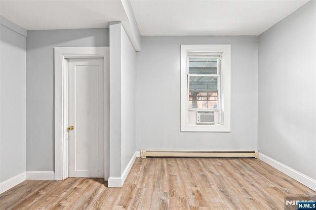 19 Summer Street, Lodi, NJ 07644