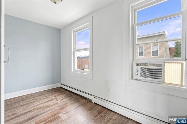 19 Summer Street, Lodi, NJ 07644