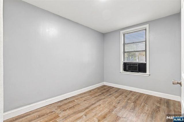 19 Summer Street, Lodi, NJ 07644
