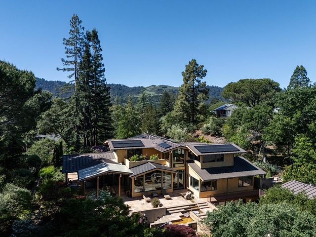 56 Hillbrook Drive, Portola Valley, CA 94028