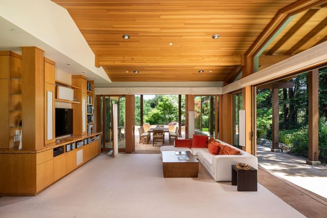 56 Hillbrook Drive, Portola Valley, CA 94028