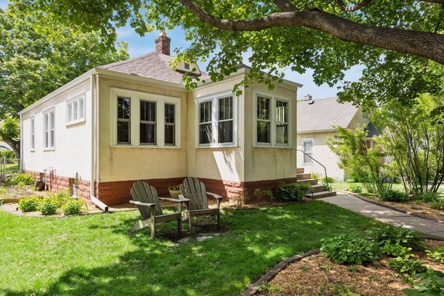 4136 25th Avenue S, Minneapolis, MN 55406