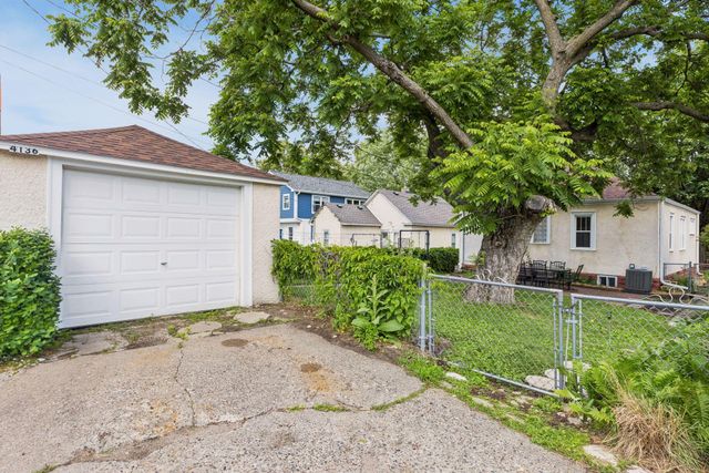 4136 25th Avenue S, Minneapolis, MN 55406