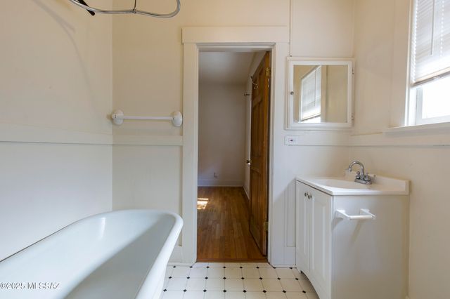 642 E 2nd Street, Tucson, AZ 85705