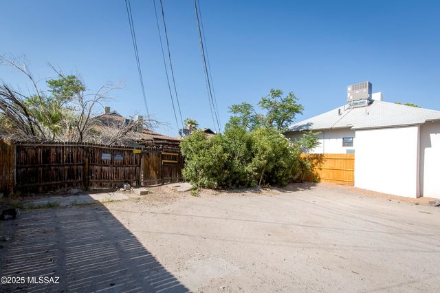 642 E 2nd Street, Tucson, AZ 85705