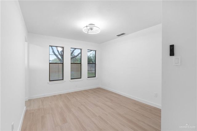 6213 N 17th Street, Mcallen, TX 78504