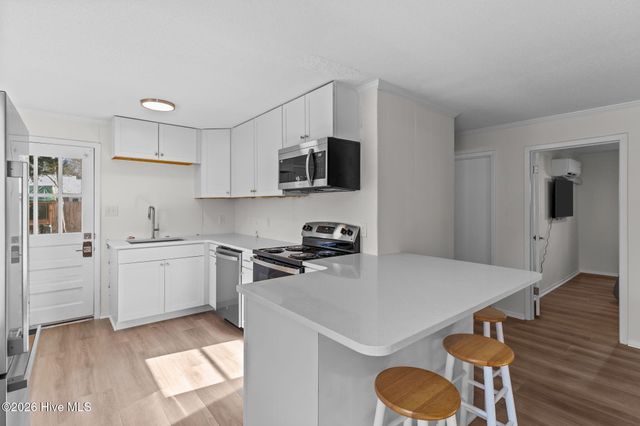 103 N Middleton Avenue, Oak Island, NC 28465