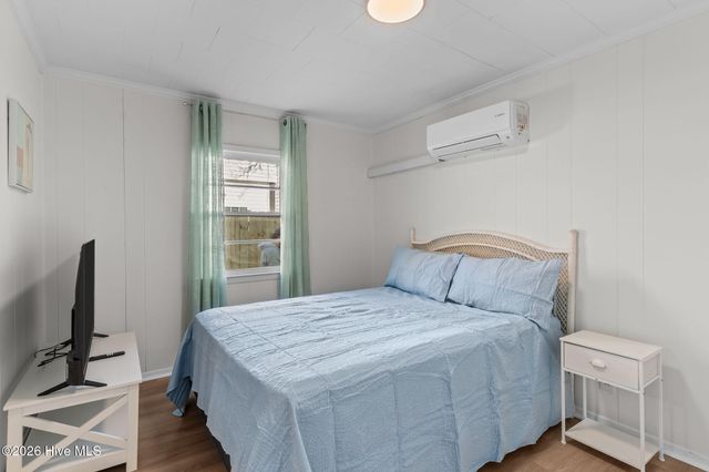 103 N Middleton Avenue, Oak Island, NC 28465