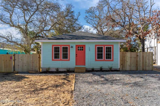 103 N Middleton Avenue, Oak Island, NC 28465