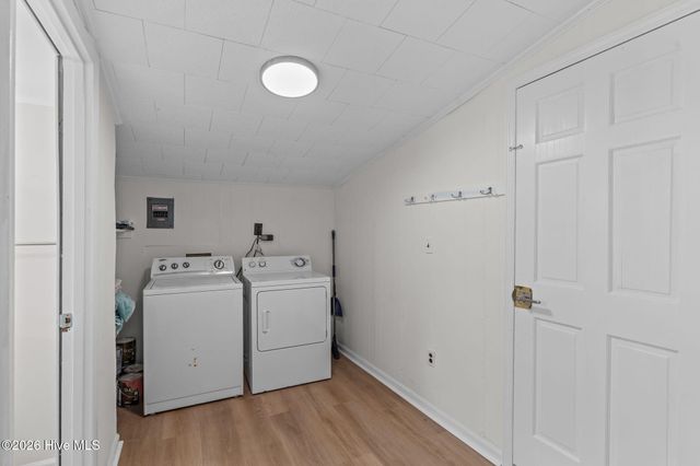 103 N Middleton Avenue, Oak Island, NC 28465