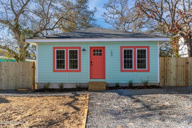103 N Middleton Avenue, Oak Island, NC 28465
