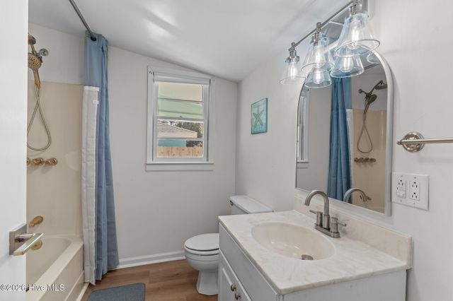 103 N Middleton Avenue, Oak Island, NC 28465
