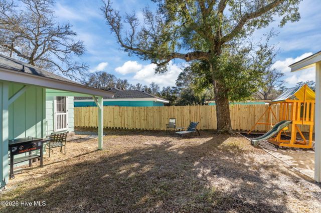 103 N Middleton Avenue, Oak Island, NC 28465