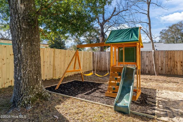 103 N Middleton Avenue, Oak Island, NC 28465