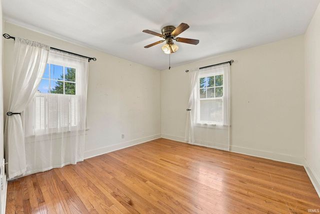 1142 W Foster Parkway, Fort Wayne, IN 46807