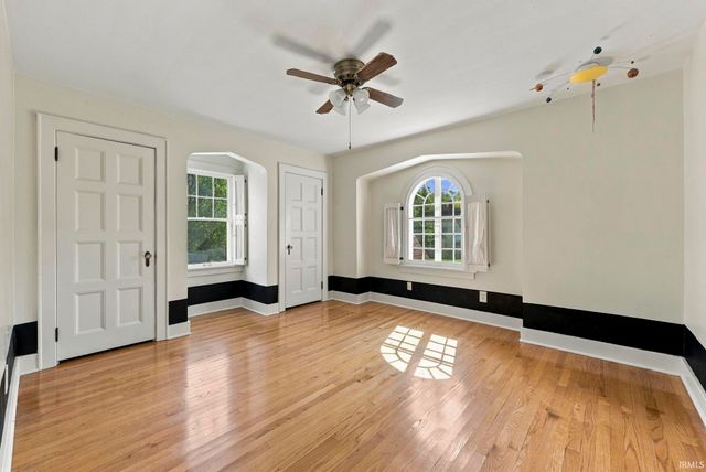 1142 W Foster Parkway, Fort Wayne, IN 46807