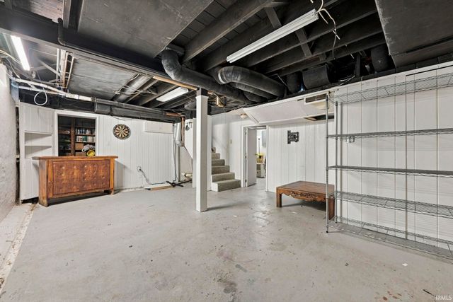 1142 W Foster Parkway, Fort Wayne, IN 46807