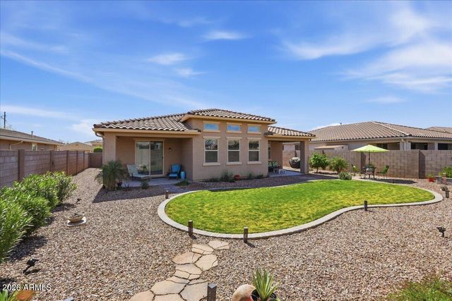 8954 W SELDON Lane, Peoria, AZ 85345