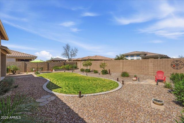 8954 W SELDON Lane, Peoria, AZ 85345