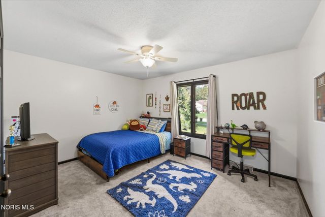 6857 Greentree Lane, Maumee, OH 43537