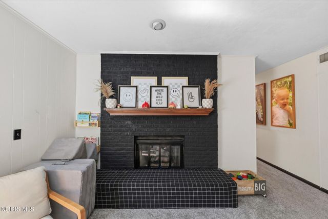 6857 Greentree Lane, Maumee, OH 43537