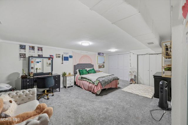 6857 Greentree Lane, Maumee, OH 43537