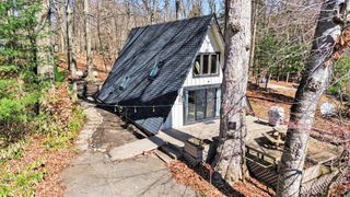 7149 Maple Avenue, South Haven, MI 49090