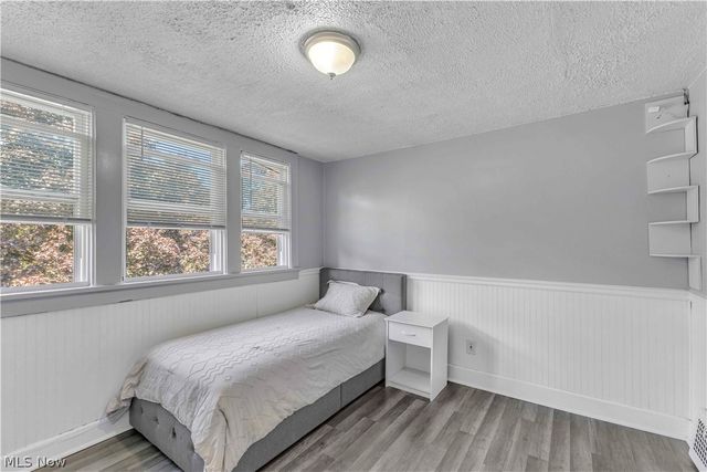 12401 Brighton Avenue, Cleveland, OH 44111
