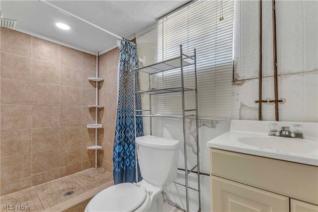 12401 Brighton Avenue, Cleveland, OH 44111