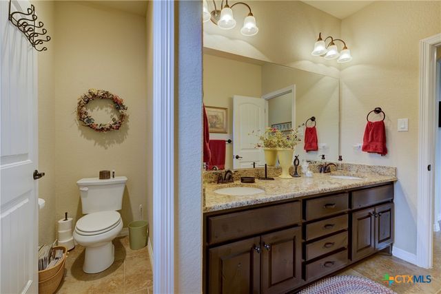 907 Shady Hollow, New Braunfels, TX 78132