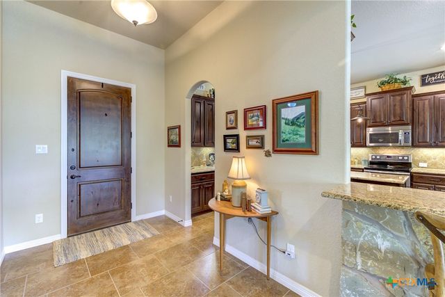 907 Shady Hollow, New Braunfels, TX 78132
