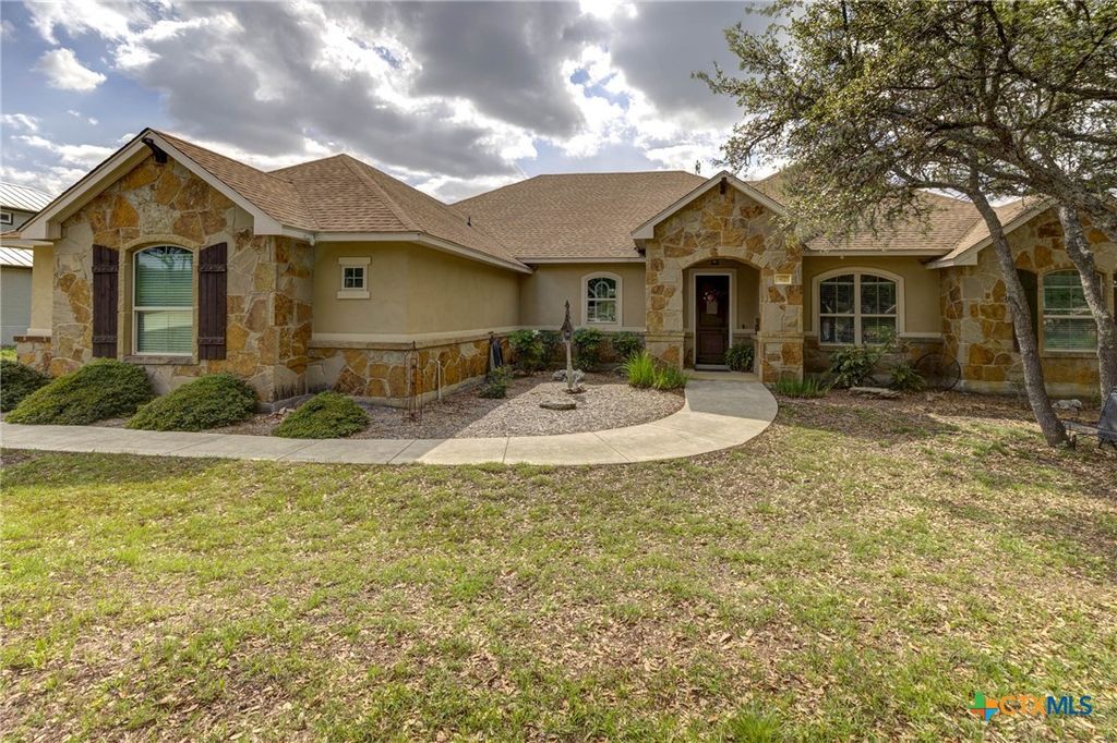 907 Shady Hollow, New Braunfels, TX 78132