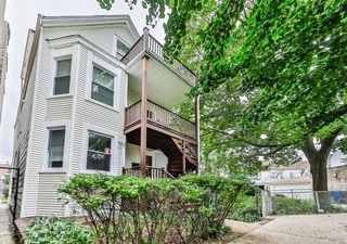 3657 W Oakdale Avenue 3, Chicago, IL 60618