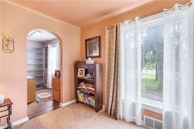 10901 Main Street, New Middletown, OH 44442