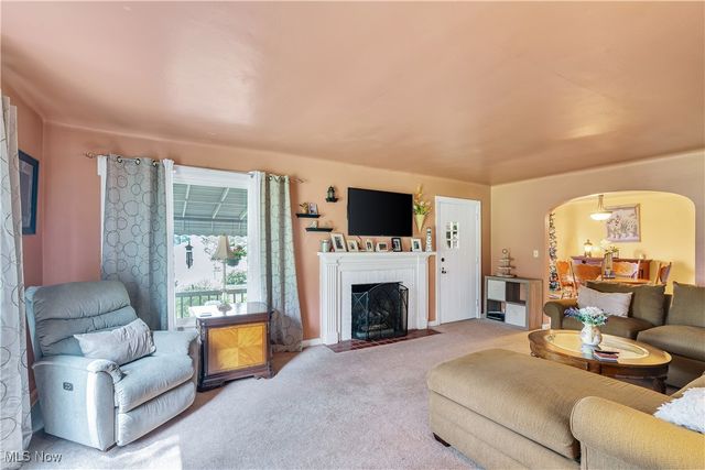 10901 Main Street, New Middletown, OH 44442