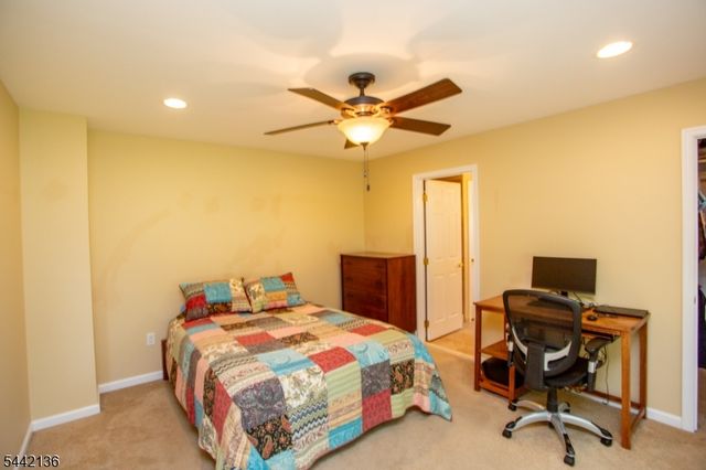 117 Circle Drive South, West Amwell Twp., NJ 08530