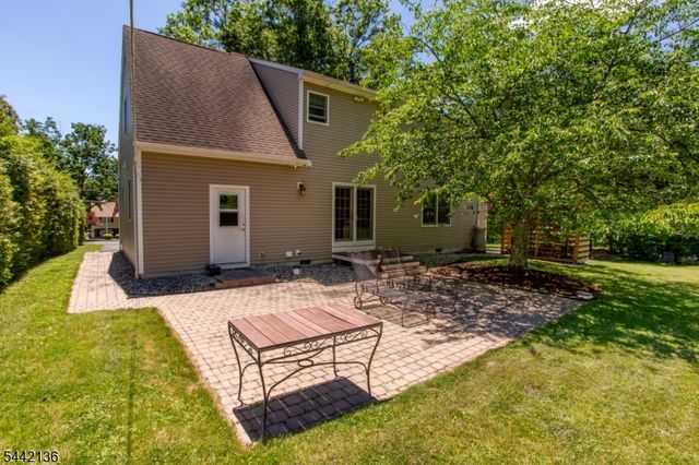 117 Circle Drive South, West Amwell Twp., NJ 08530