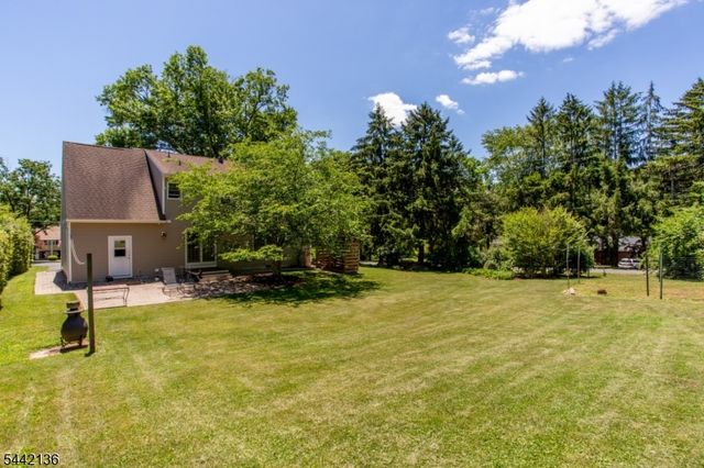 117 Circle Drive South, West Amwell Twp., NJ 08530