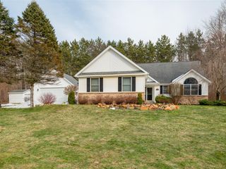 7696 Stoney Creek Drive, Augusta, MI 49012