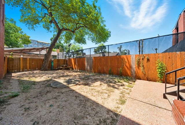 2804 Rio Grande ST 205, Austin, TX 78705