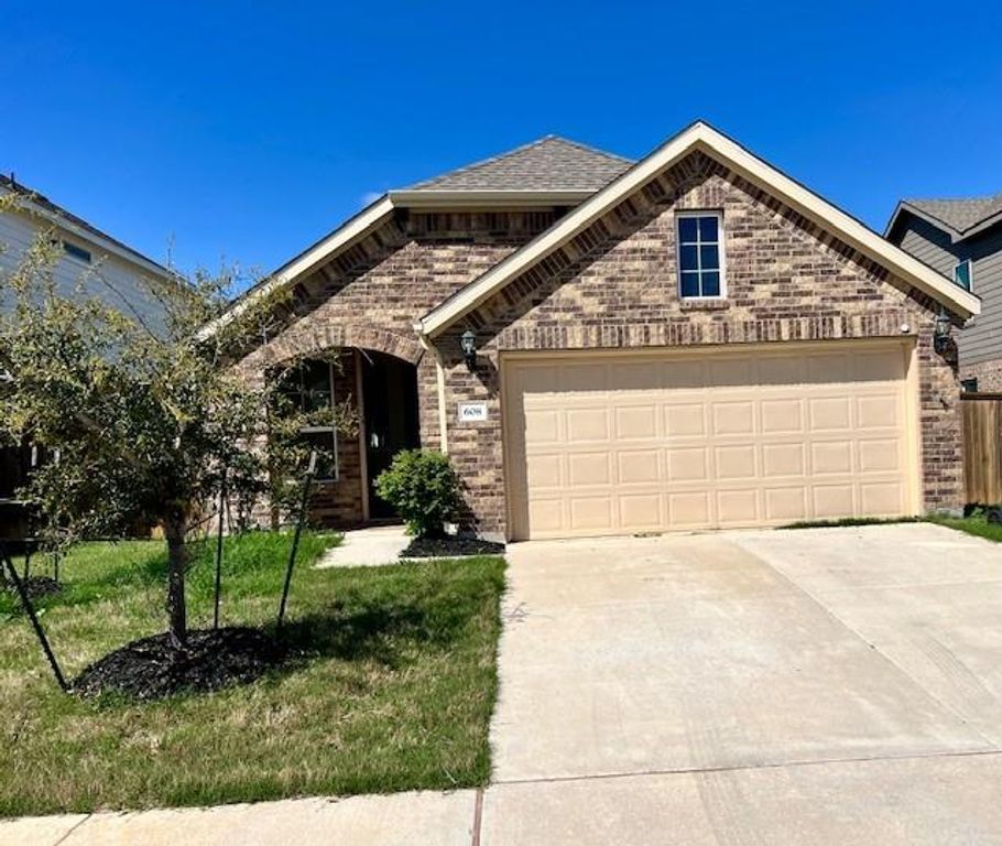 608 Pheasant Hill LN, Georgetown, TX 78628